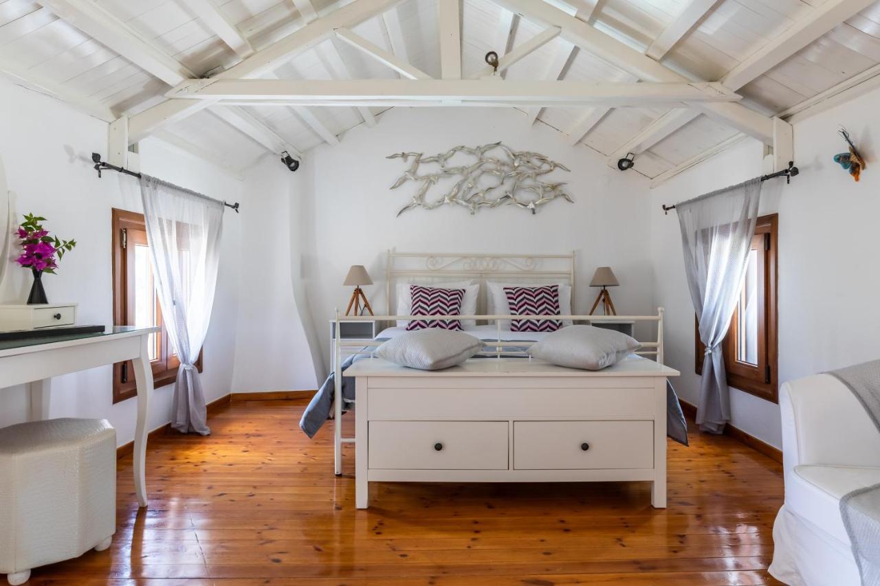 Villa Fotini Kalivi In Raches Panormos  Zewnętrze zdjęcie